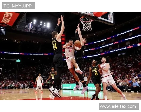 15日火箭对阵爵士精彩直播全程回顾与赛后分析